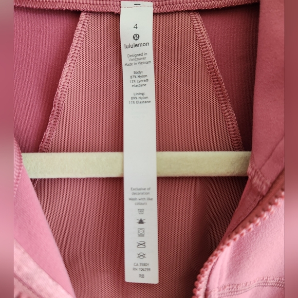 Lululemon Define Jacket Cherry Tint Size 4 EUC Luon Authentic - Picture 9 of 10